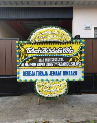 Papan Bunga Duka di Matani Dua